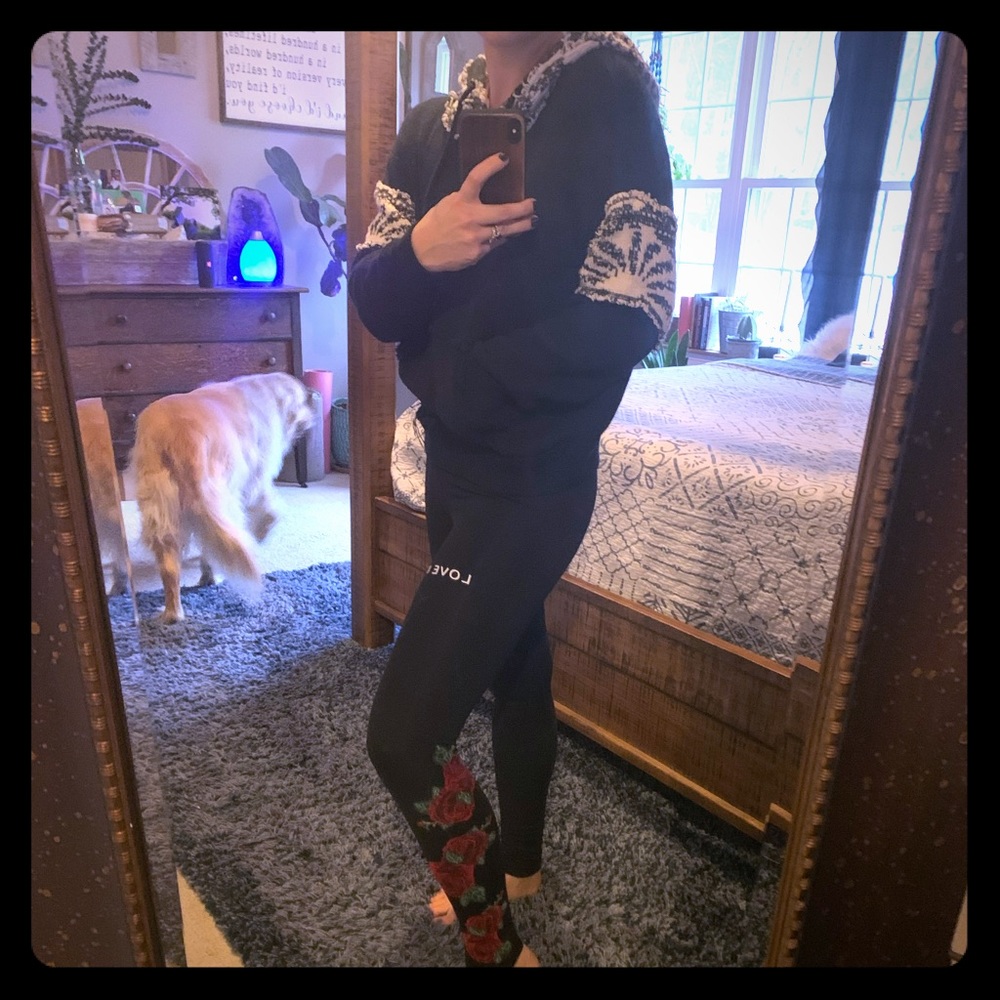 Free People EUC crop hoodie